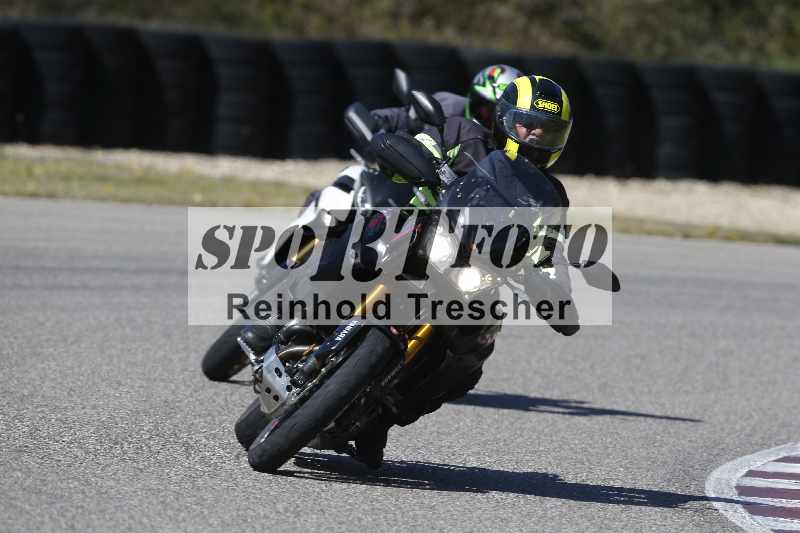 /01 02.04.2026 MAZ ADR/Gruppe rot/unklar